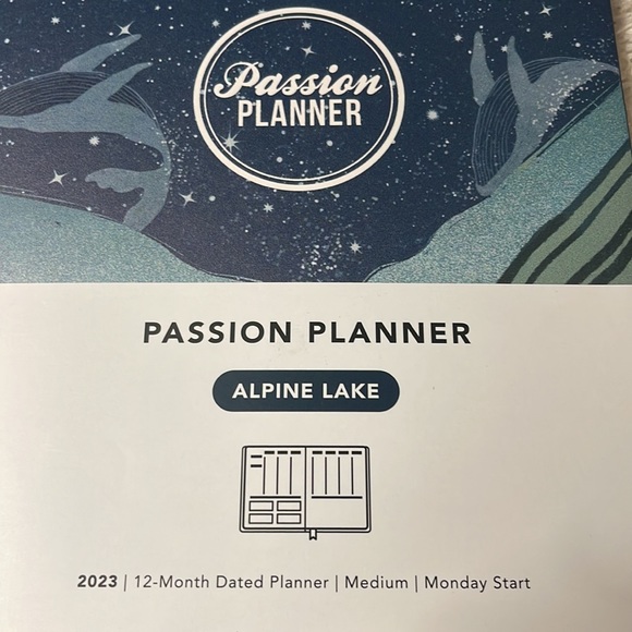 NWT Alpine Lake Passion Paper Life Coach Personal Planner 2023 Monday Start - Picture 4 of 16